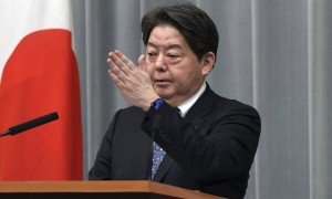 9·3阅兵后，日本转变态度，公开承诺坚持和平道路：绝不再走老路