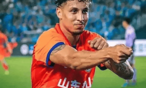 原创 
            克雷桑：从中超第一外援到国足归化希望，29岁锋霸的华丽蜕变