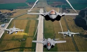 卢卡申科面临大麻烦，波兰紧急出动战机，局势一触即发