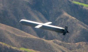 射程覆盖莫斯科，美打开“战斧”导弹魔盒，俄罗斯三大底牌曝光