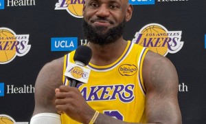 詹姆斯：我和妻女共同决定何时退役 第23季让我兴奋