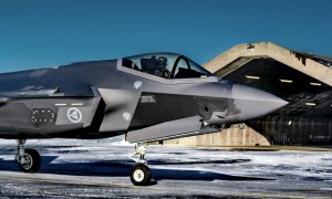 国防建设明显提速，官方摊牌了，歼-35里有个技术全球独有