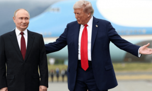 局势变了，乌军大规模投降，普京没打算鸣金收兵，关键要看特朗普