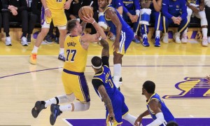 NBA第一天上班就强度爆表？KD东契奇合演悲情双簧