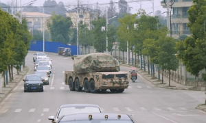 苏丹内战再升级，伊尔-76坠毁导致重大伤亡，竟是中国外贸防空导弹击落？