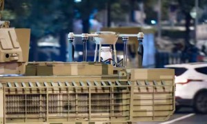 俄乌冲突进入第三个年头，“地表最强”的解放军，用九三阅兵改变陆战规则