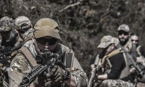 2万外籍兵涌入乌克兰，普京面临新压力，烈士陵园每周都要新增数十座无名墓碑