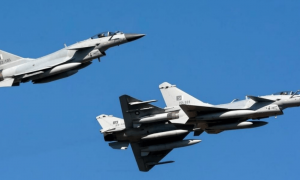 歼-10立大功！印尼官方宣布采购中国战机，法国这次被印度坑惨了