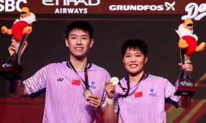 丹麦羽毛球公开赛：国羽混双摘金 石宇奇不敌乔纳坦