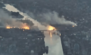 血拼一夜！俄军敢死队冲入赫尔松，远火大开杀戒，乌军机器人参战