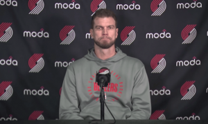 原创 
            主帅解释瀚森现状：还是新秀不能打很长时间 需要时间适应速度对抗