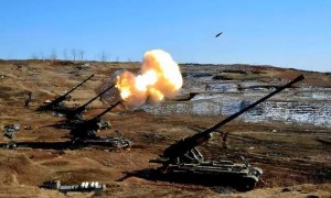 亚速旅终于扛不住了，俄军3吨级炸弹打头阵，主力部队攻入红军城