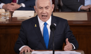 卡塔尔挨下以军10发导弹后，特朗普沉默数小时，只回应了4个字!