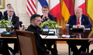 对华加500%关税，收到钱都给乌克兰，特朗普见泽连斯基前喝多了？