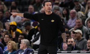 湖人魔鬼5连客体面收官 詹姆斯下场回归恰逢其时？