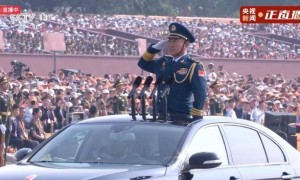 极目政情丨韩胜延担任阅兵总指挥，曾长期在空军服役，2006年被评为全军优秀指挥军官