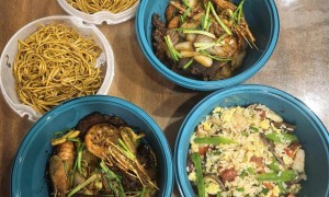 杭州一面馆一碗面卖2188元，食材含黄鳝、红虾、鲍鱼等，老板：半月内卖出十多碗