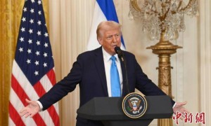 特朗普：国会山骚乱中FBI秘密派遣274名特工混入人群